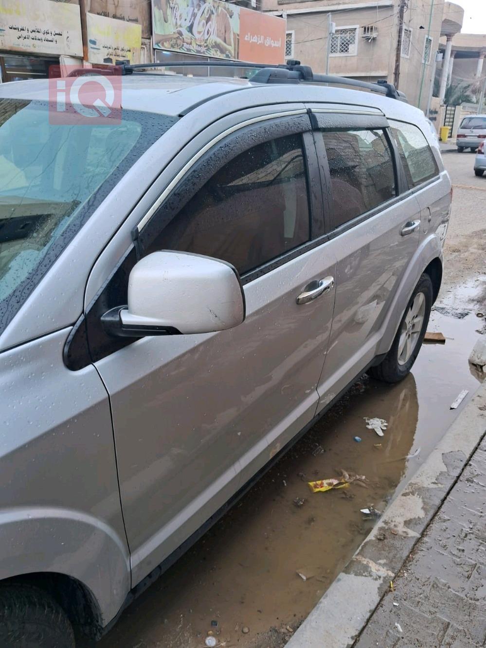 دودج جورني